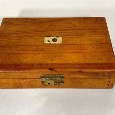 LOT 262: Chess Collection - Vintage, Miniature, Travel, Tandy Electronic and Books