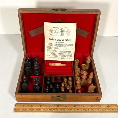 LOT 262: Chess Collection - Vintage, Miniature, Travel, Tandy Electronic and Books