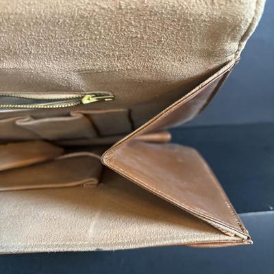 LOT 274: Unmarked Vintage Light Tan Alligator Clutch & Brown Clutch