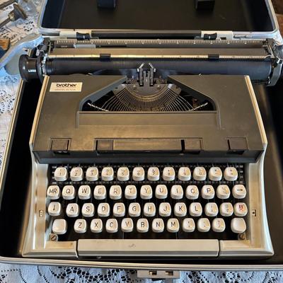 LOT 281: Brother Model XL1012 Typewriter w/Carrying Case