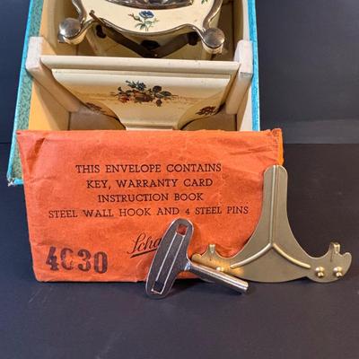 LOT 285: Vintage Schatz Model 4030 with Key, Instructions and Original Box