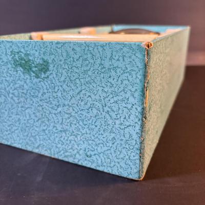 LOT 285: Vintage Schatz Model 4030 with Key, Instructions and Original Box