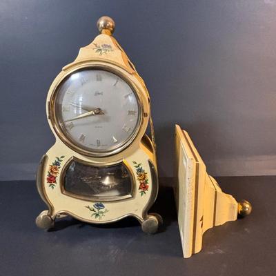 LOT 285: Vintage Schatz Model 4030 with Key, Instructions and Original Box