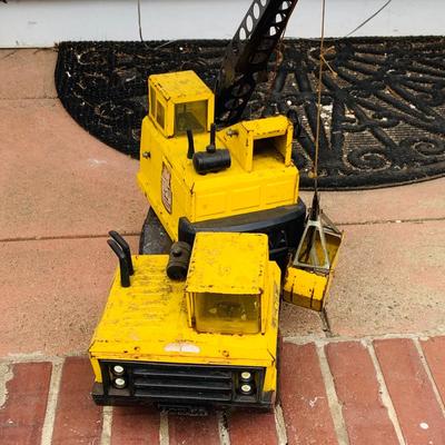 LOT 303: Set of Two (2) Vintage Tonka Toy Construction Vehicles- Dump Truck and Crane