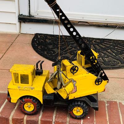 LOT 303: Set of Two (2) Vintage Tonka Toy Construction Vehicles- Dump Truck and Crane