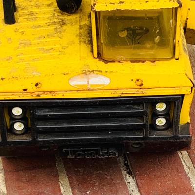 LOT 303: Set of Two (2) Vintage Tonka Toy Construction Vehicles- Dump Truck and Crane