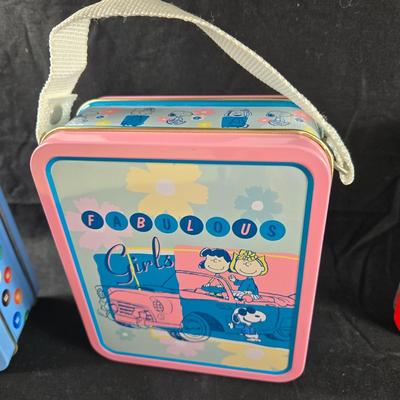Group of 4 Mini Lunch Boxes - Snoopy & M&M's