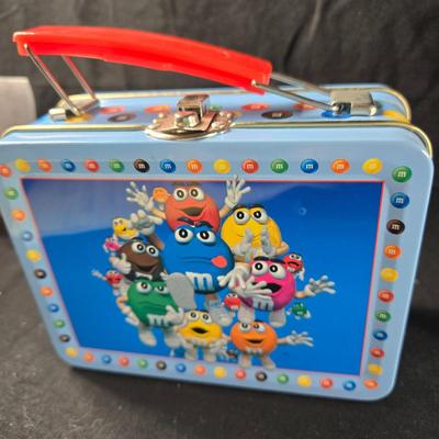 Group of 4 Mini Lunch Boxes - Snoopy & M&M's