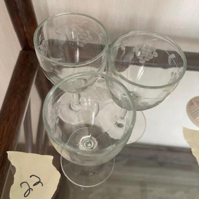 3 Glasses
