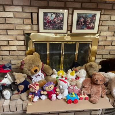 Stuffed Animal Lot and 2 Bear Pictures