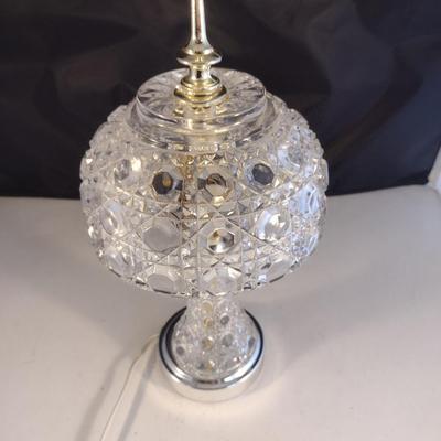 Vintage Glass/Crystal Small Accent Table Top Lamp- Approx 11 3/4" Tall