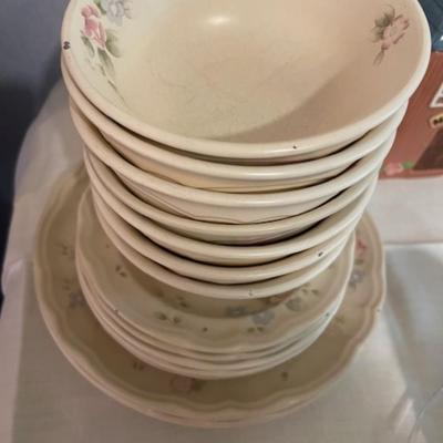 Tea Rose Dish Set