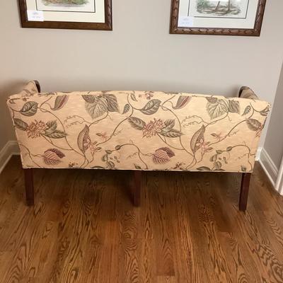 513 Sheraton Style Floral Upholstered Sofa
