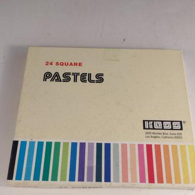 Koss 24 Square Pastels