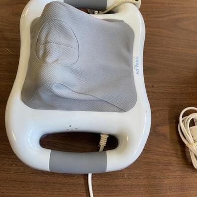 Neck massager