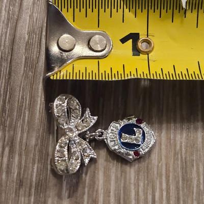 Vintage Lions Brooch