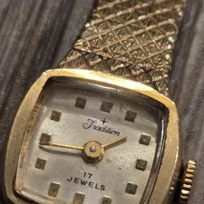 Vintage 10k Rolled Gold Plate Traditional 17 Jewel Watch
