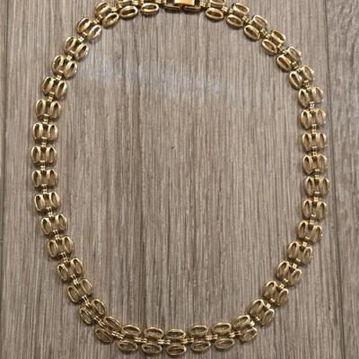 14k Gold Shell Necklace