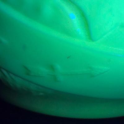 LOT 5L: 1939 Worlds Fair Uranium Glass Vinegar Bottle