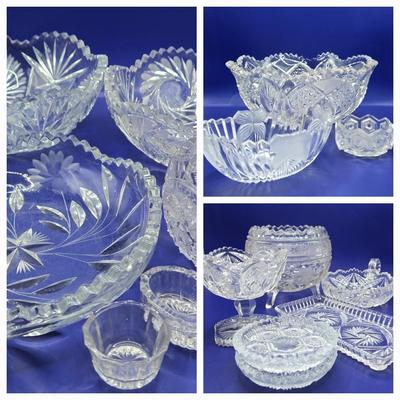 LOT 7L: Various Pieces of Crystal and Glass Including Trifle Bowl, Dessert Bowls, & Candy Dishes