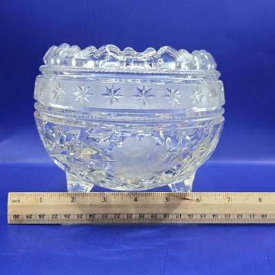 LOT 7L: Various Pieces of Crystal and Glass Including Trifle Bowl, Dessert Bowls, & Candy Dishes