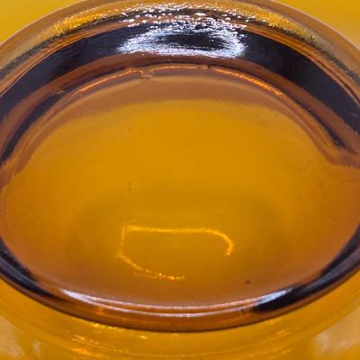 LOT 10L: Variety of Amber Glassware Including Wine/Liquor Decanter