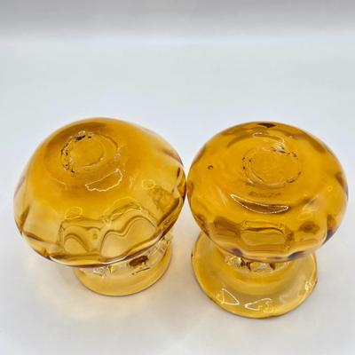 LOT 10L: Variety of Amber Glassware Including Wine/Liquor Decanter