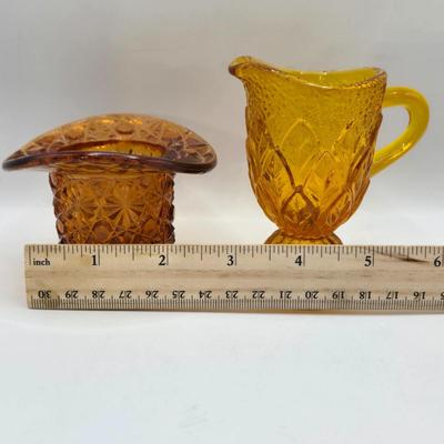 LOT 10L: Variety of Amber Glassware Including Wine/Liquor Decanter
