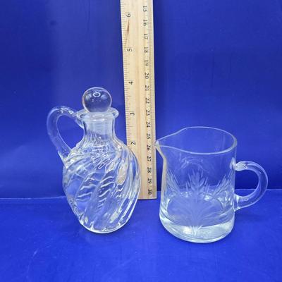LOT 15L: Vintage Victorian Clear Glass Boot Shoe Roller Skate, Vintage Glass Daisy Shoe, and Other Crystal/Glass Pieces