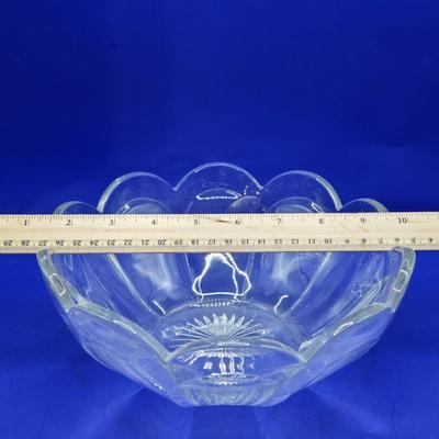 LOT 15L: Vintage Victorian Clear Glass Boot Shoe Roller Skate, Vintage Glass Daisy Shoe, and Other Crystal/Glass Pieces
