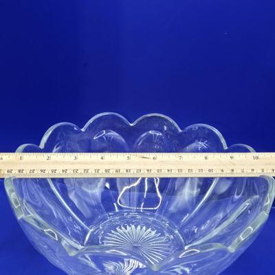 LOT 15L: Vintage Victorian Clear Glass Boot Shoe Roller Skate, Vintage Glass Daisy Shoe, and Other Crystal/Glass Pieces