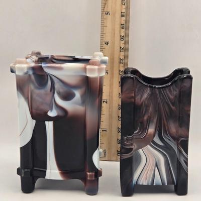 LOT 27L: Purple Slag Glass Cake Plate and Two Spill Vases