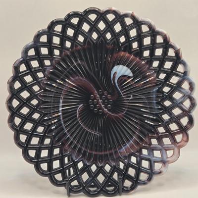 LOT 28L: Five Vintage Slag Glass Ribbon Plates