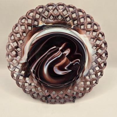 LOT 28L: Five Vintage Slag Glass Ribbon Plates