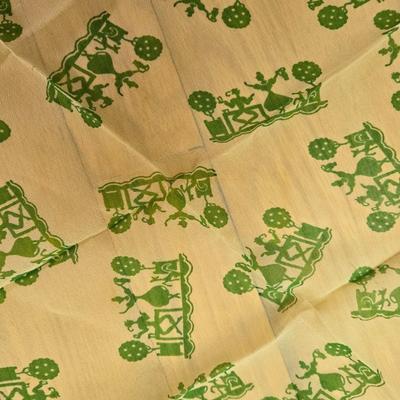 LOT 32L: Colorful Ladies Scarves