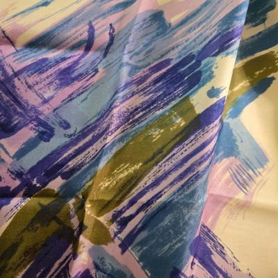 LOT 32L: Colorful Ladies Scarves