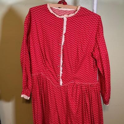 LOT 45B: Collection Of Beautiful Vintage Floral Dresses