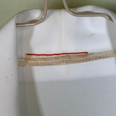 LOT 51B: Vintage Women’s Tops, Blouses & More