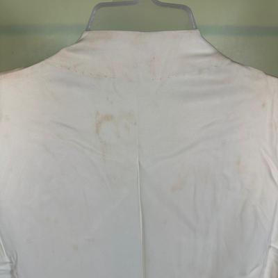 LOT 52B: Vintage Women’s Sleepwear