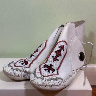 LOT 56B: Vintage Made in Italy Mario Bruni Women’s Shoes