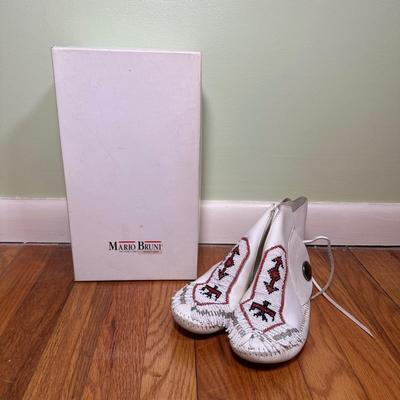 LOT 56B: Vintage Made in Italy Mario Bruni Women’s Shoes