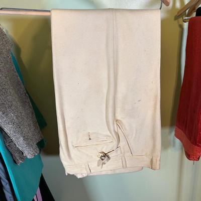 LOT 58B: Vintage Women’s Pants, Skirts & More