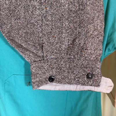 LOT 58B: Vintage Women’s Pants, Skirts & More