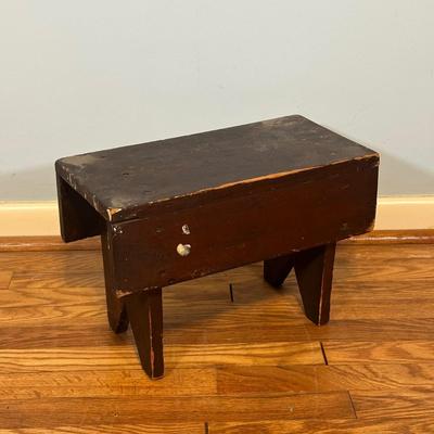 LOT 67A: Vintage Children’s Furniture