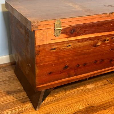 LOT 73A: Vintage Lane Cedar Hope Chest