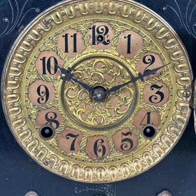 LOT 77A: Vintage W.M.L. Gilbert Clock Co. Astor Mantle Clock