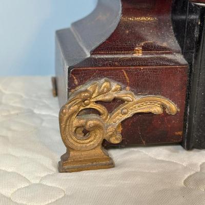 LOT 77A: Vintage W.M.L. Gilbert Clock Co. Astor Mantle Clock
