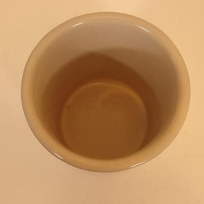 LOT 84D: Various Holiday Decor and Plates