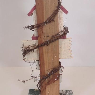 LOT 84D: Various Holiday Decor and Plates