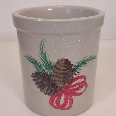 LOT 84D: Various Holiday Decor and Plates